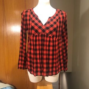 Brand New Old Navy Blouse. Small.